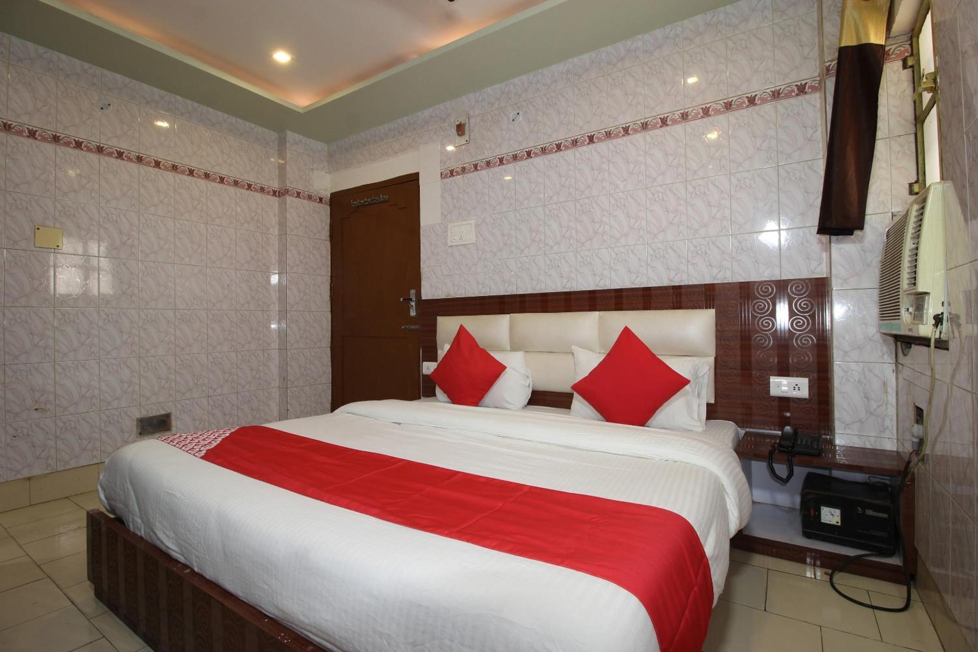 OYO 37795 Hotel Blue Diamond Varanasi Exterior foto
