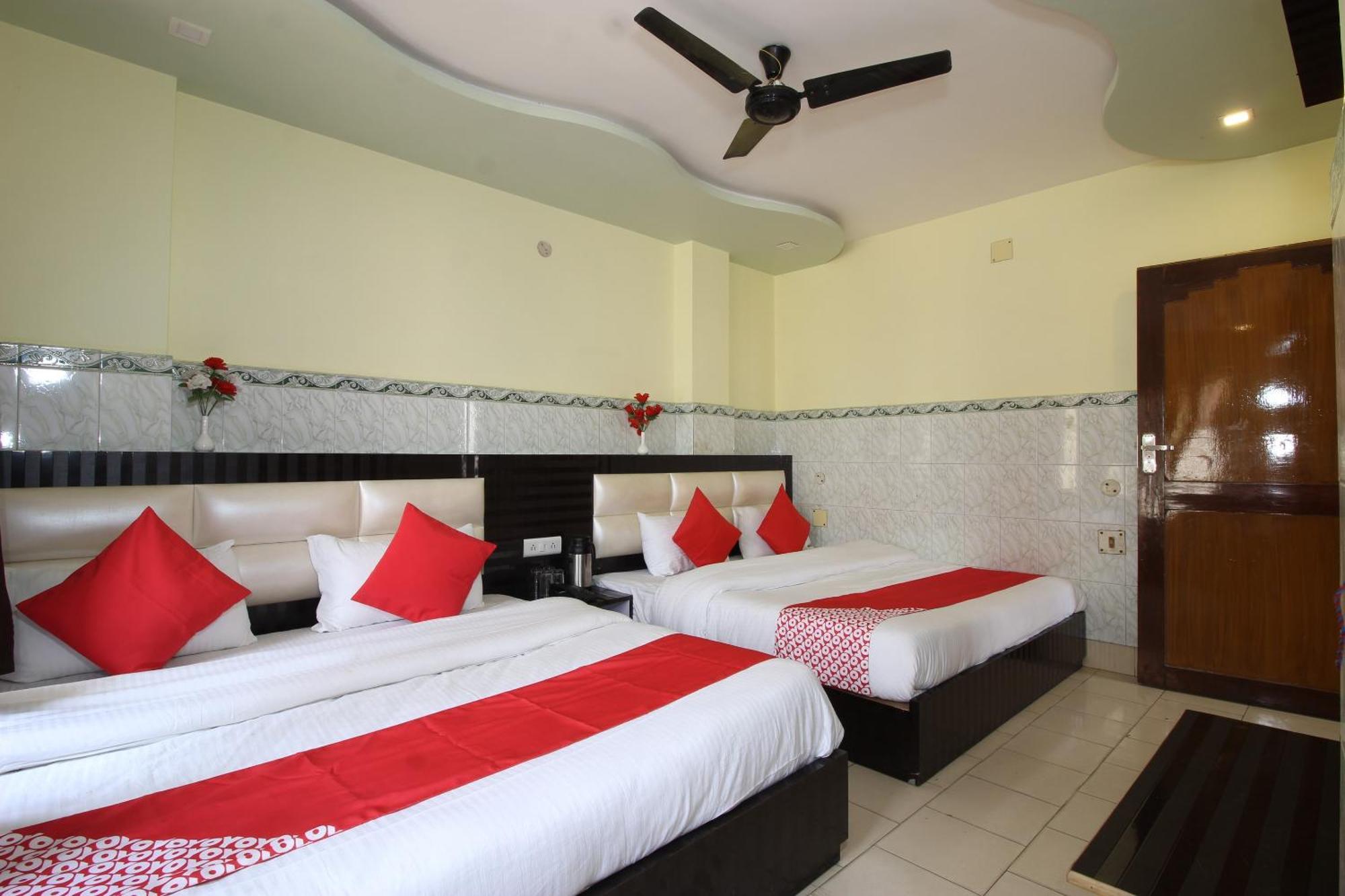 OYO 37795 Hotel Blue Diamond Varanasi Exterior foto